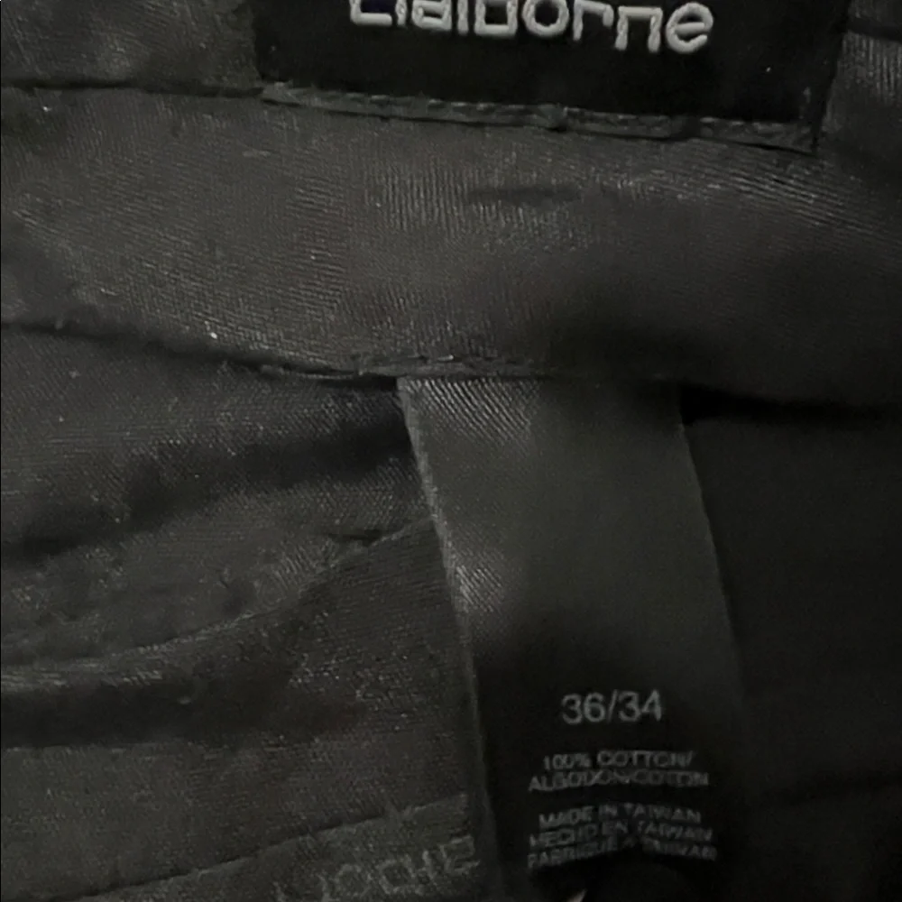 Liz Claiborne Men's Khaki Chinos - Picture 3 of 4